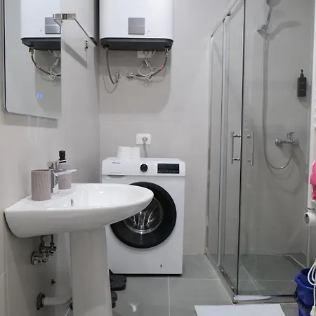 New Bazaar Kristi 04 Lägenhet Tirana